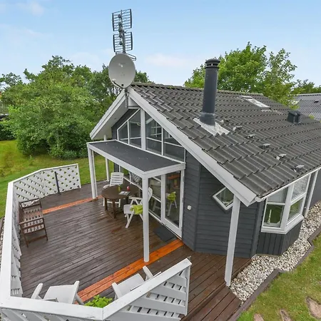 Yara - 1km To The Fjord By Interhome Hemmet